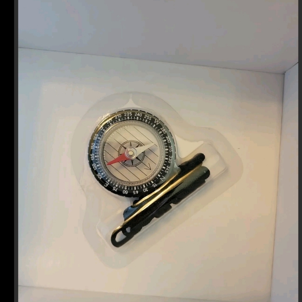 Girls Explore Amelia Earhart AE1 Doll and Compass - Picture 3 of 3
